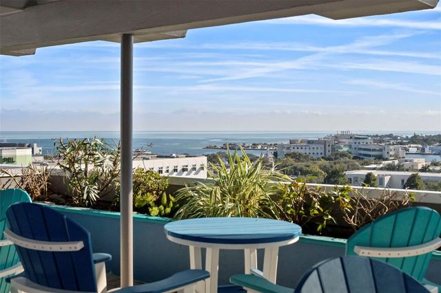 470 3RD STREET S 205, St Petersburg, FL 33701