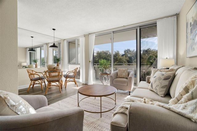 470 3RD STREET S 205, St Petersburg, FL 33701