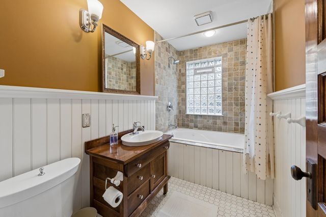 4625 Xerxes Avenue S, Minneapolis, MN 55410