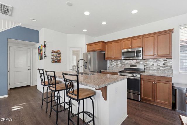 155 Rosewood Street, Fillmore, CA 93015