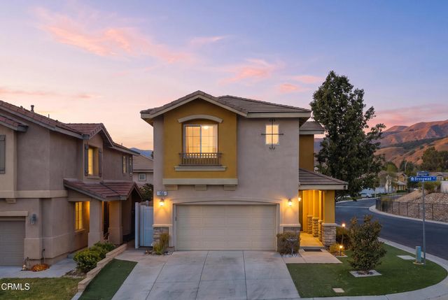 155 Rosewood Street, Fillmore, CA 93015