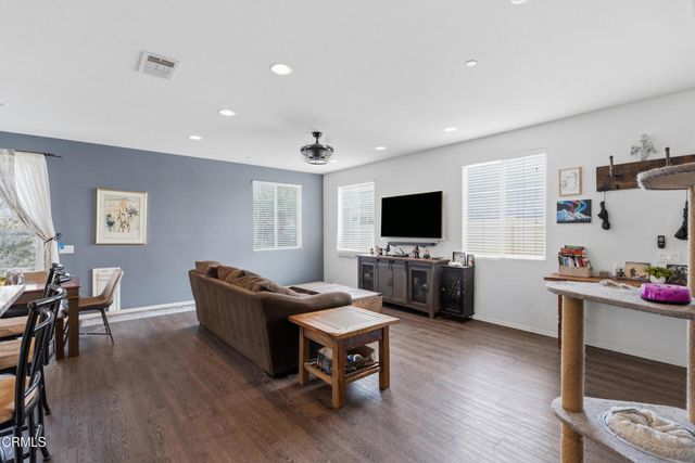 155 Rosewood Street, Fillmore, CA 93015