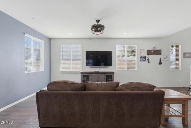 155 Rosewood Street, Fillmore, CA 93015