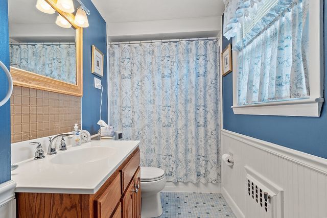 22 Lancaster Ave, Revere, MA 02151