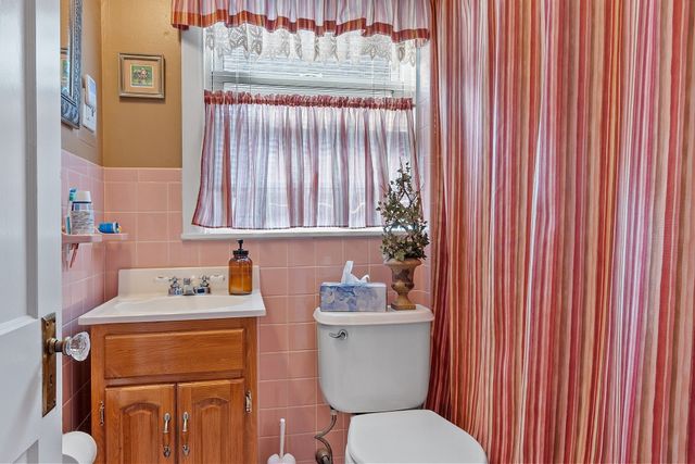 22 Lancaster Ave, Revere, MA 02151