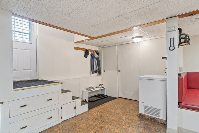 22 Lancaster Ave, Revere, MA 02151