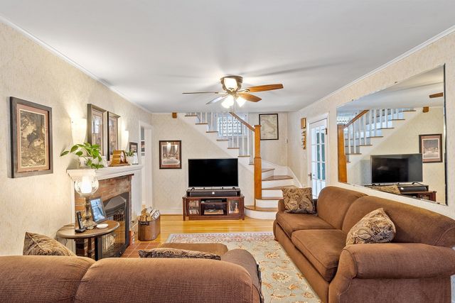 22 Lancaster Ave, Revere, MA 02151
