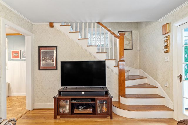 22 Lancaster Ave, Revere, MA 02151