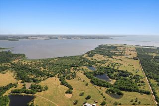3337 County Road 1200, Streetman, TX 75859