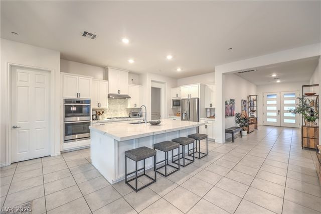 118 Reflection Cove Drive, Henderson, NV 89011