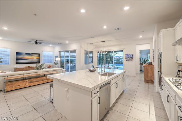 118 Reflection Cove Drive, Henderson, NV 89011