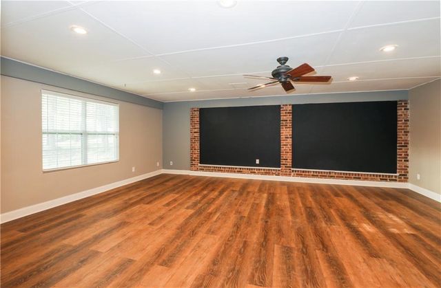 3052 Riviera Drive NE, Conyers, GA 30012