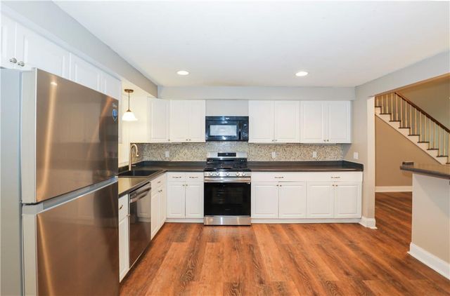 3052 Riviera Drive NE, Conyers, GA 30012