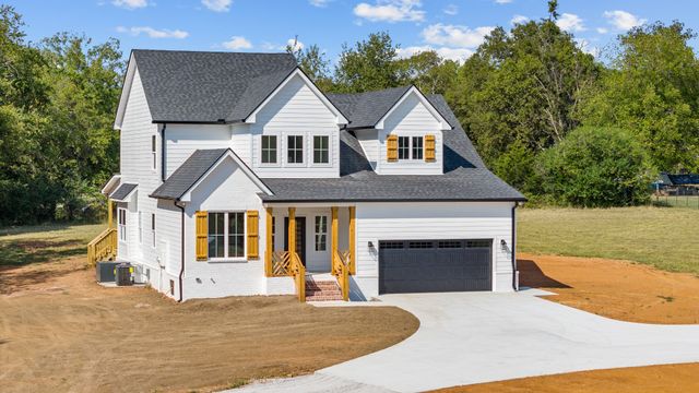 2191 Hunters Point Pike, Lebanon, TN 37087