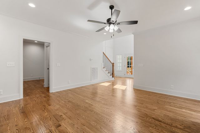 2191 Hunters Point Pike, Lebanon, TN 37087