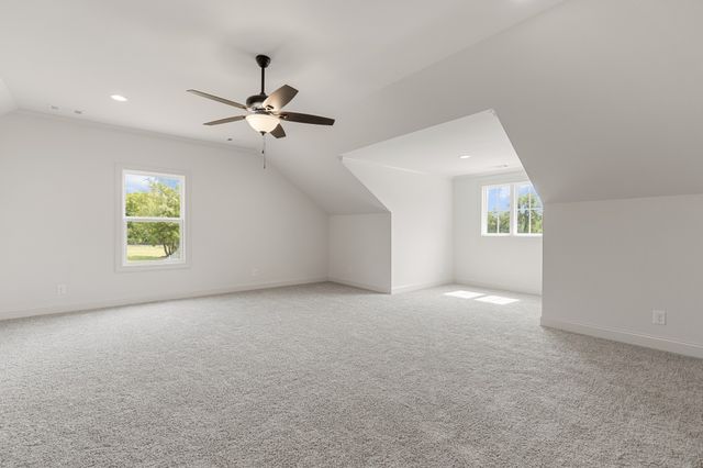 2191 Hunters Point Pike, Lebanon, TN 37087