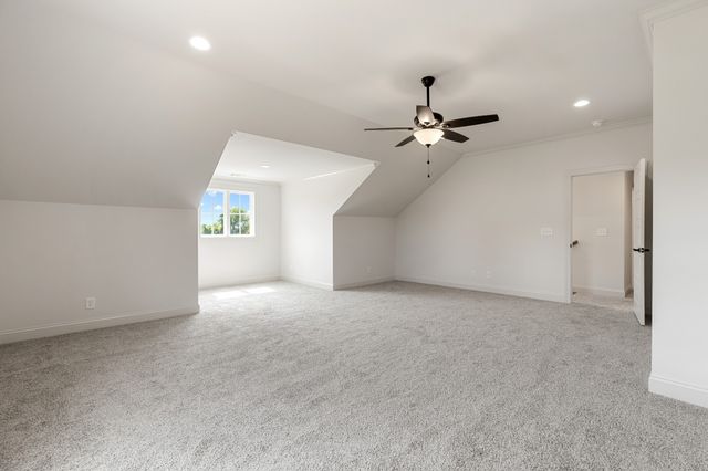 2191 Hunters Point Pike, Lebanon, TN 37087