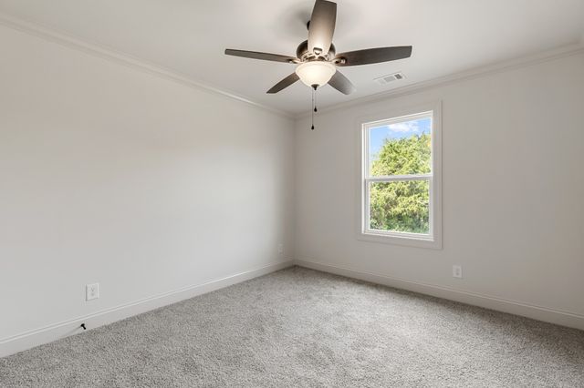 2191 Hunters Point Pike, Lebanon, TN 37087