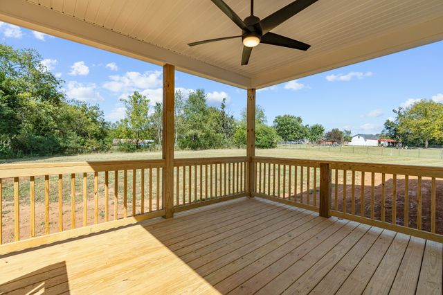 2191 Hunters Point Pike, Lebanon, TN 37087