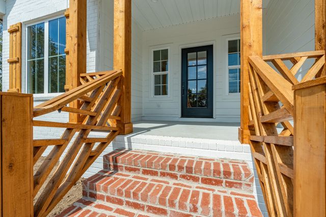 2191 Hunters Point Pike, Lebanon, TN 37087