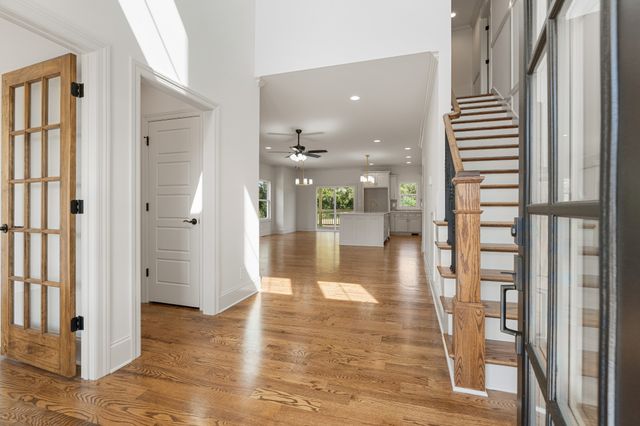 2191 Hunters Point Pike, Lebanon, TN 37087