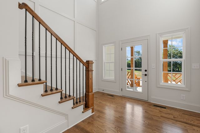 2191 Hunters Point Pike, Lebanon, TN 37087