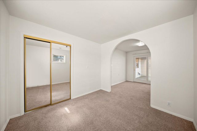221 S Tshirley Rd, Spokane Valley, WA 99016