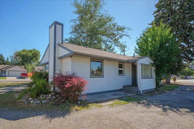221 S Tshirley Rd, Spokane Valley, WA 99016