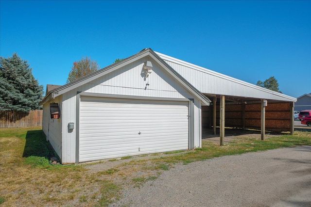 221 S Tshirley Rd, Spokane Valley, WA 99016