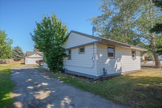221 S Tshirley Rd, Spokane Valley, WA 99016