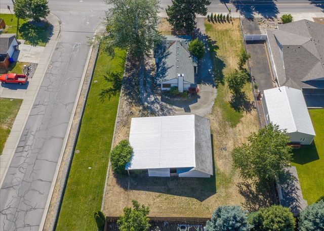 221 S Tshirley Rd, Spokane Valley, WA 99016