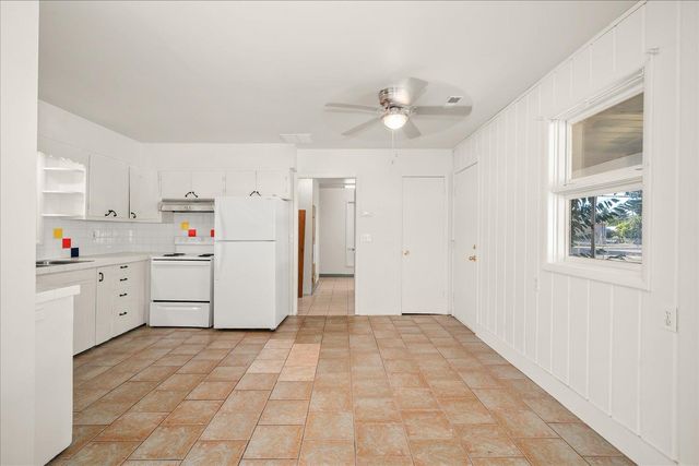 221 S Tshirley Rd, Spokane Valley, WA 99016