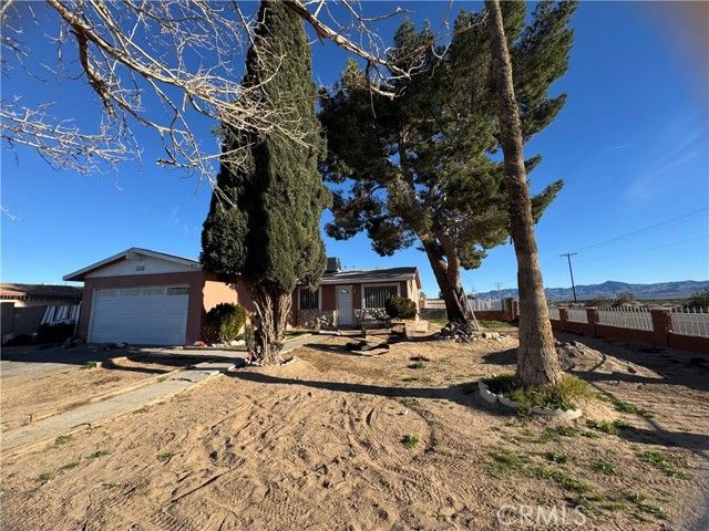 37869 Grandview Avenue, Yermo, CA 92398