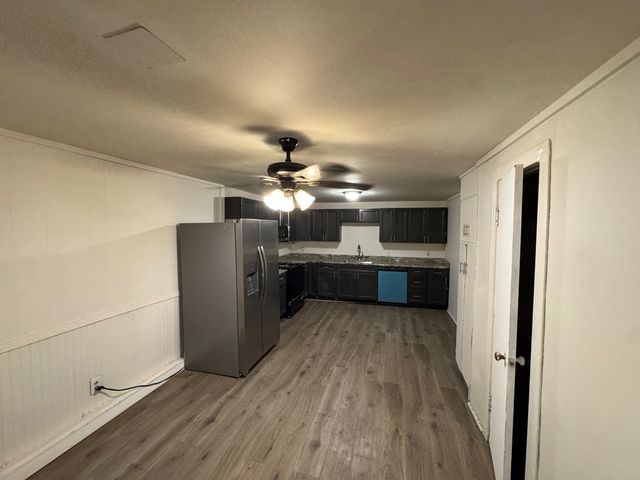 907 Valentine St, Dalton, GA 30720