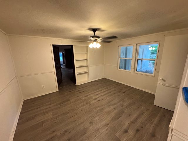 907 Valentine St, Dalton, GA 30720