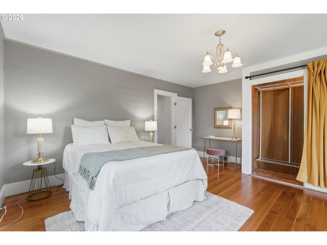 324 Nw 12TH St, Mc Minnville, OR 97128