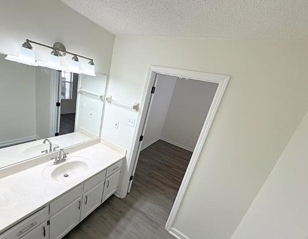 1818 WINSHIP DR, Cordova, TN 38016
