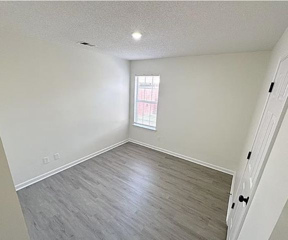 1818 WINSHIP DR, Cordova, TN 38016