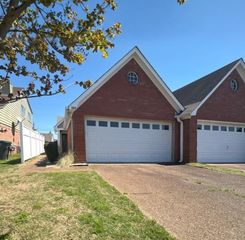 1818 WINSHIP DR, Cordova, TN 38016