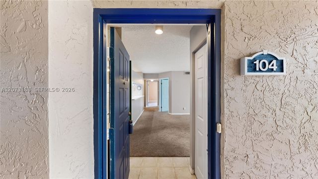 15780 SW 106th Ter 104, Miami, FL 33196