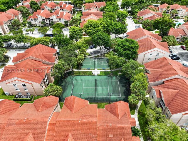 15780 SW 106th Ter 104, Miami, FL 33196