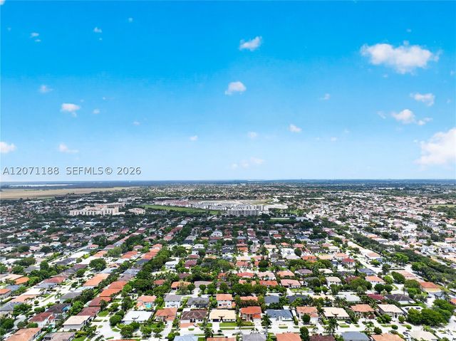 15780 SW 106th Ter 104, Miami, FL 33196