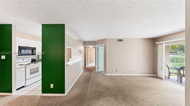 15780 SW 106th Ter 104, Miami, FL 33196