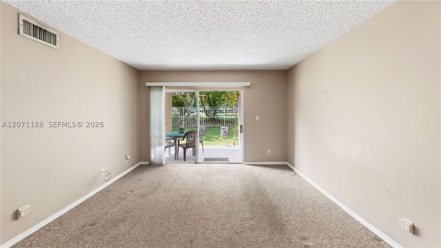 15780 SW 106th Ter 104, Miami, FL 33196