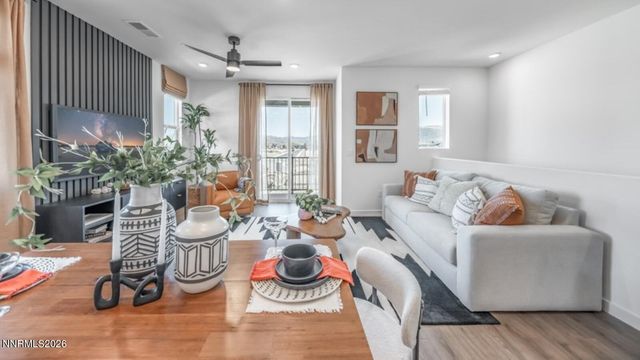 832 West End Street, Carson City, NV 89701
