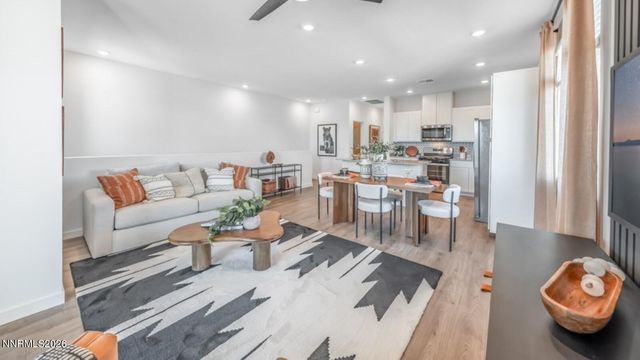 832 West End Street, Carson City, NV 89701