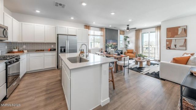 832 West End Street, Carson City, NV 89701