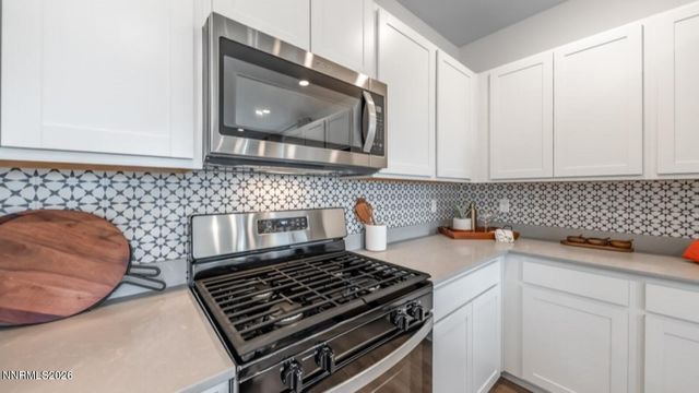 832 West End Street, Carson City, NV 89701