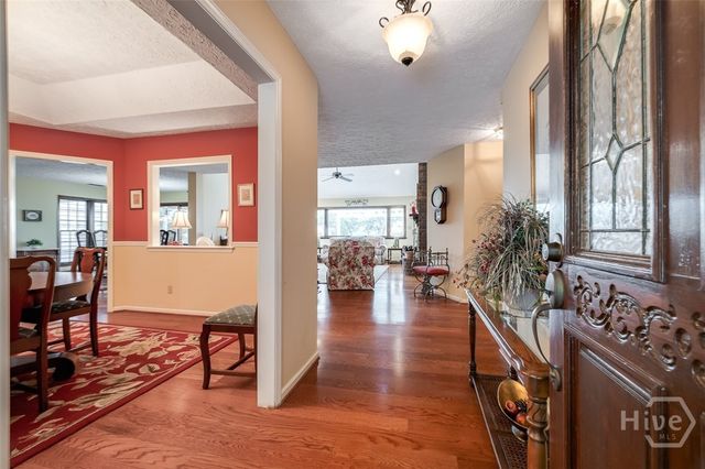 126 Shore Road, Savannah, GA 31419