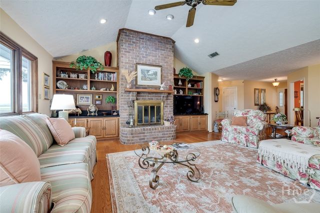 126 Shore Road, Savannah, GA 31419